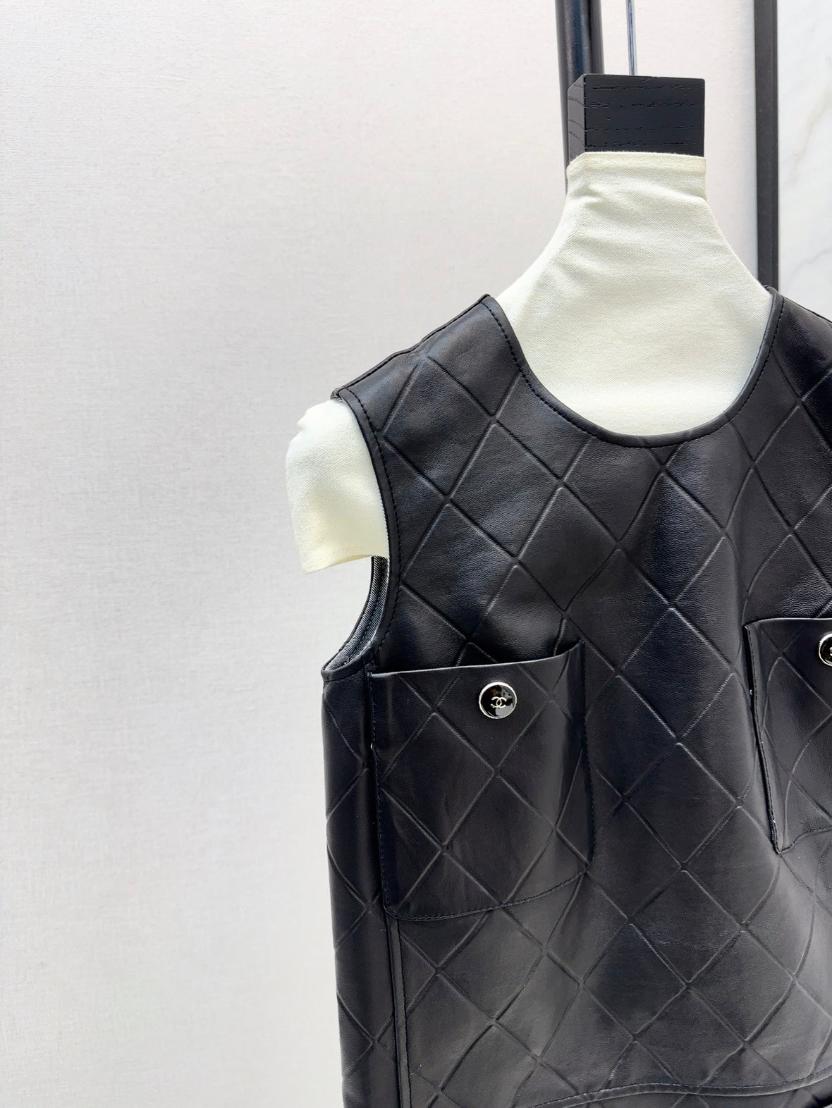 25ss genuine leather dress