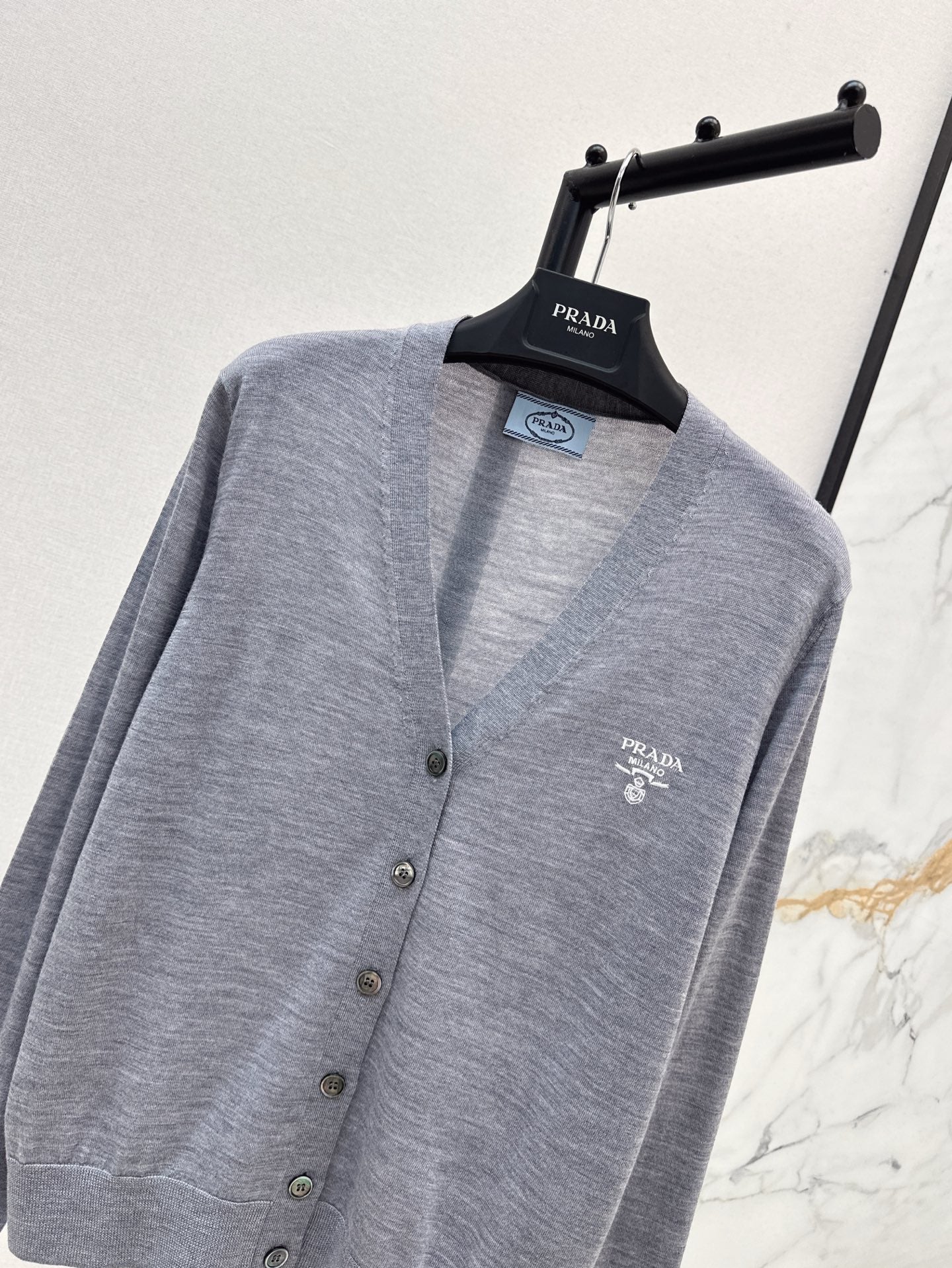 25ss knit cardigan