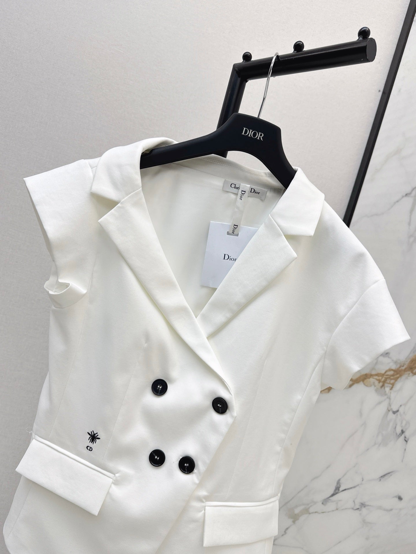 25ss slant collar vest