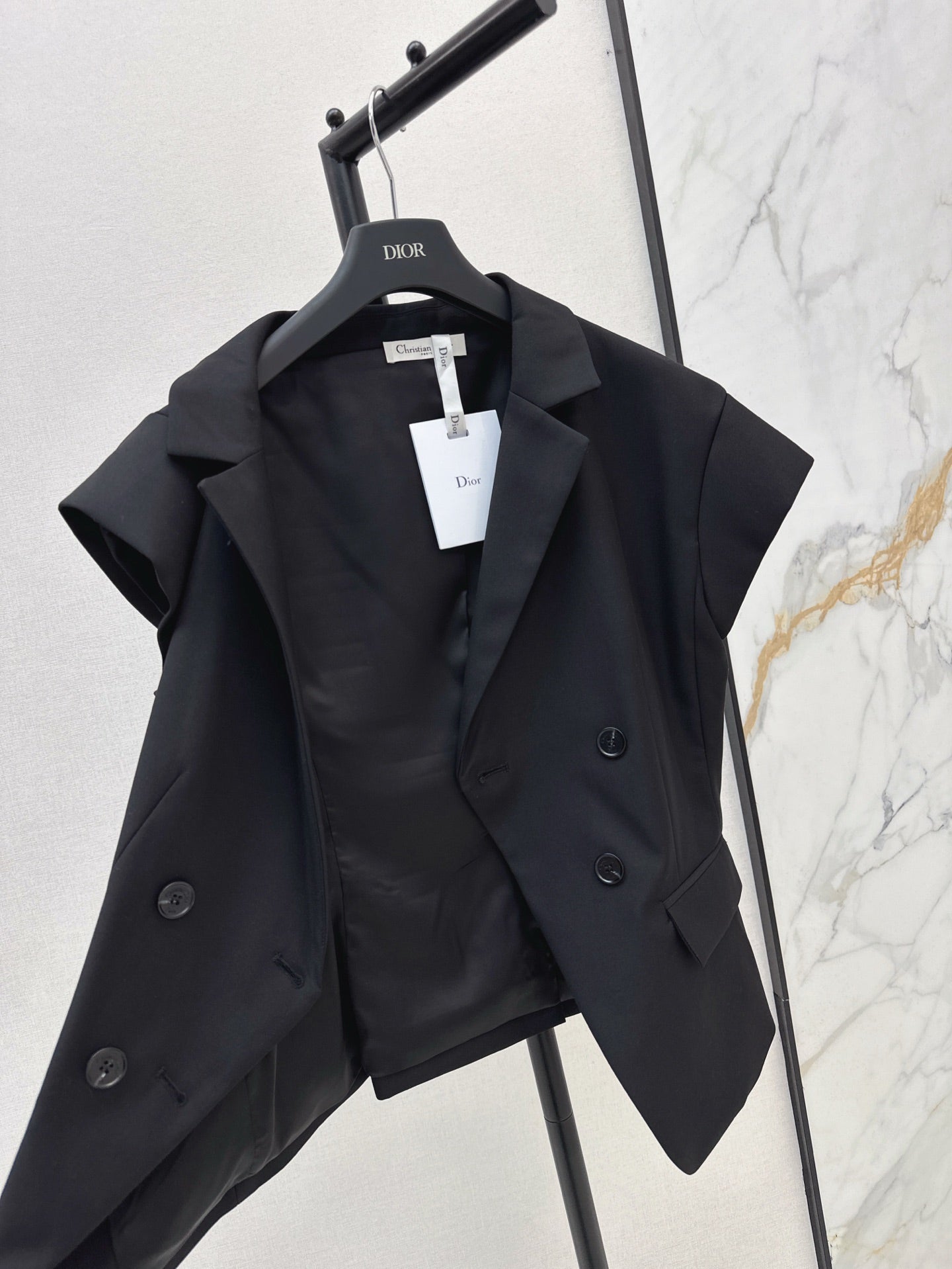 25ss slant collar vest