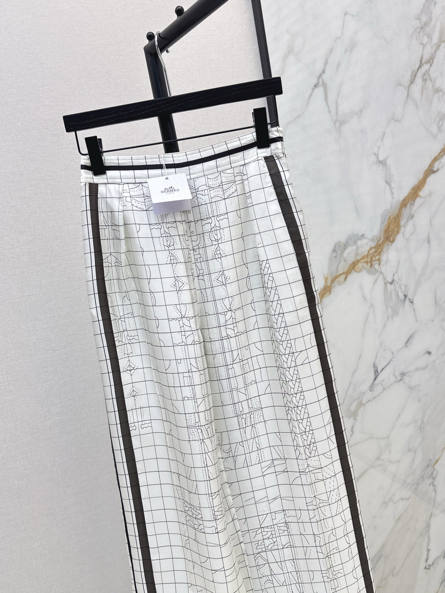 25ss Silk wide leg pants