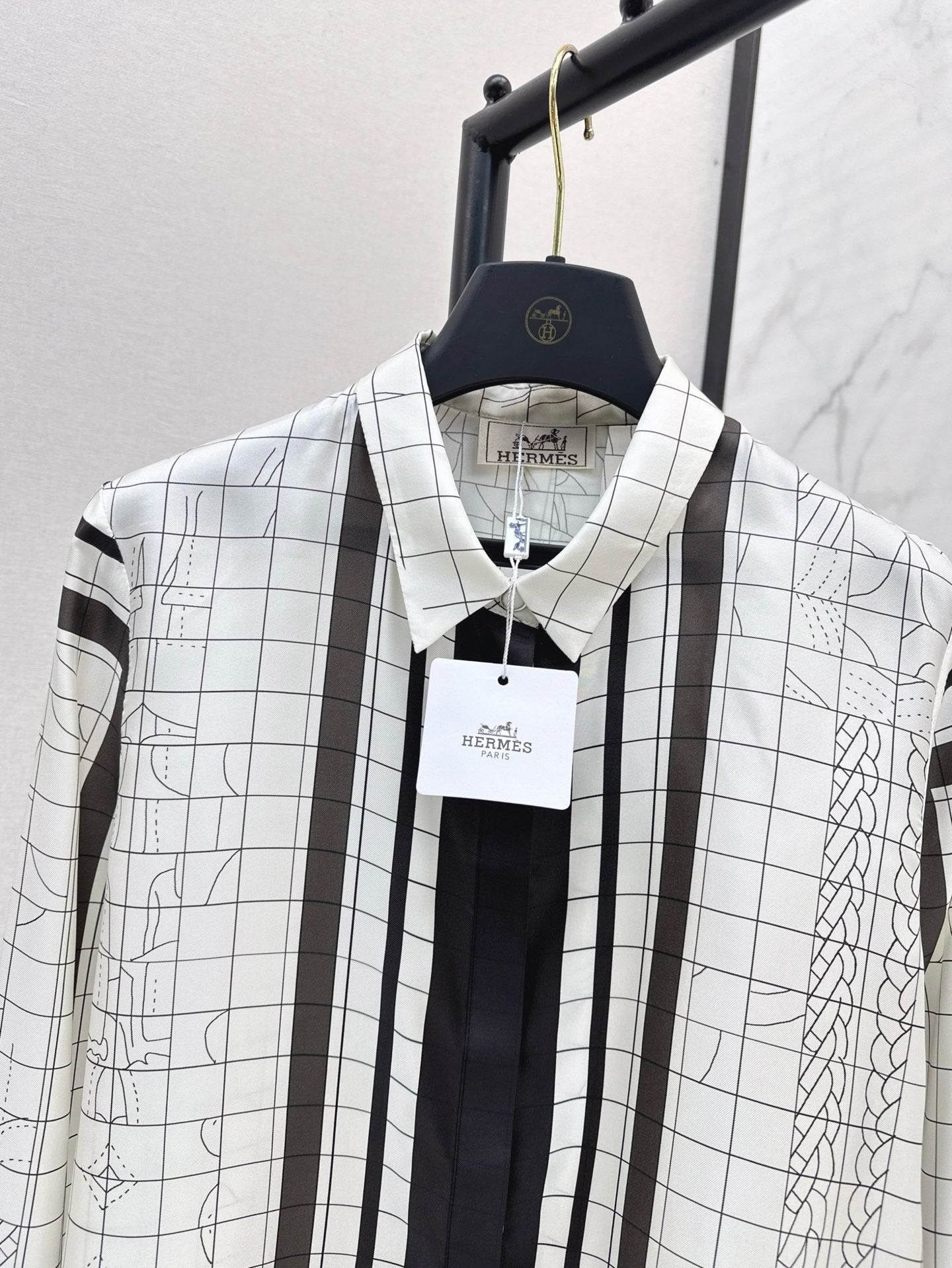 25ss Silk buttons shirt