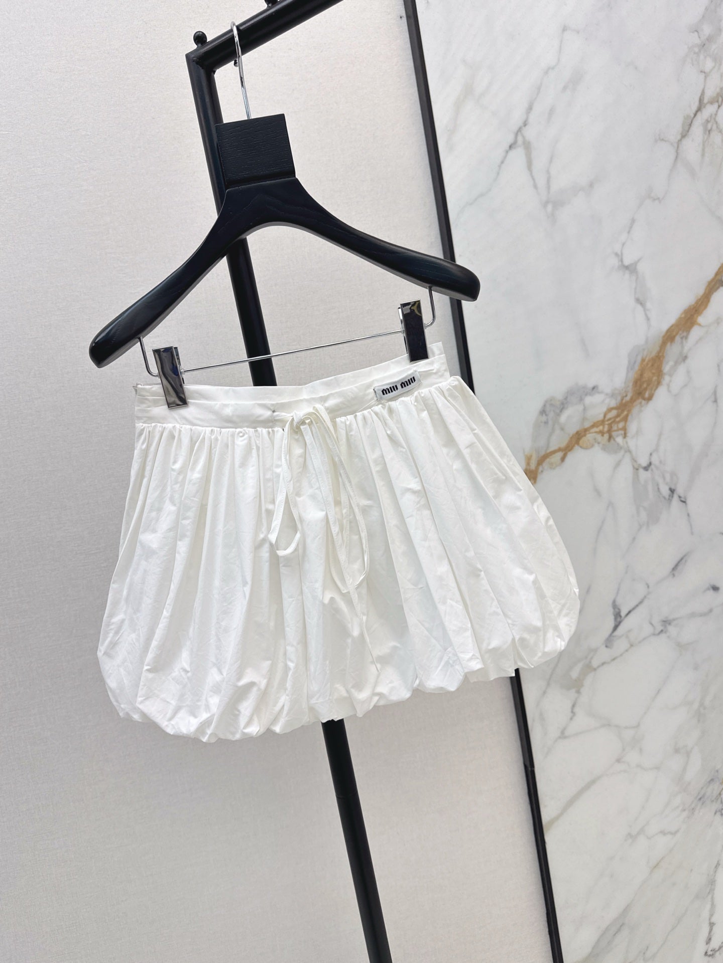 25SS pleated skirt