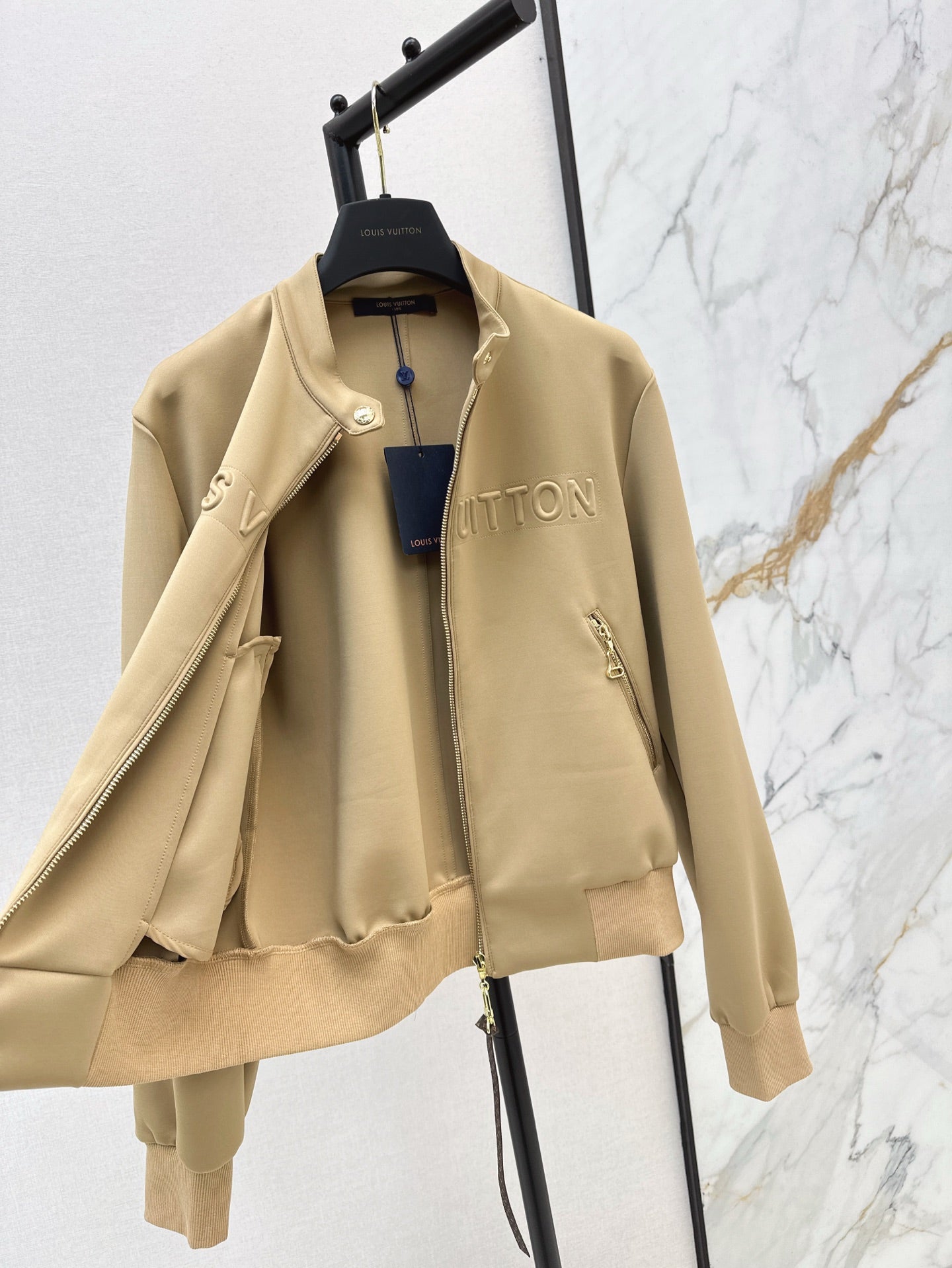 25ss embossed jacket