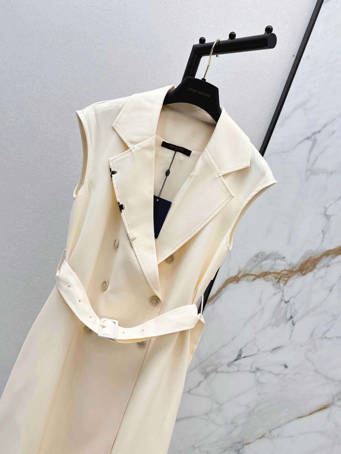 25ss sleeveless coat