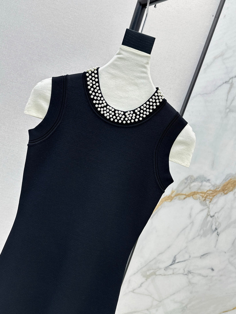 Pearl Neckline Black and White Contrast Dress