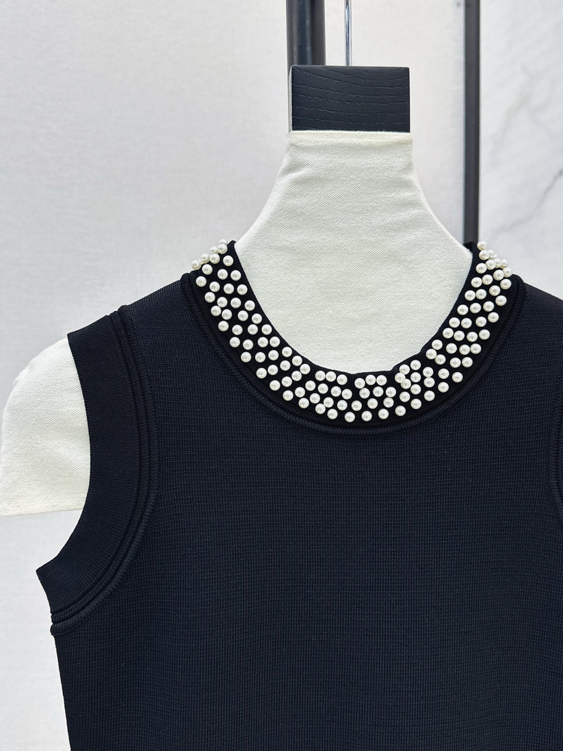Pearl Neckline Black and White Contrast Dress