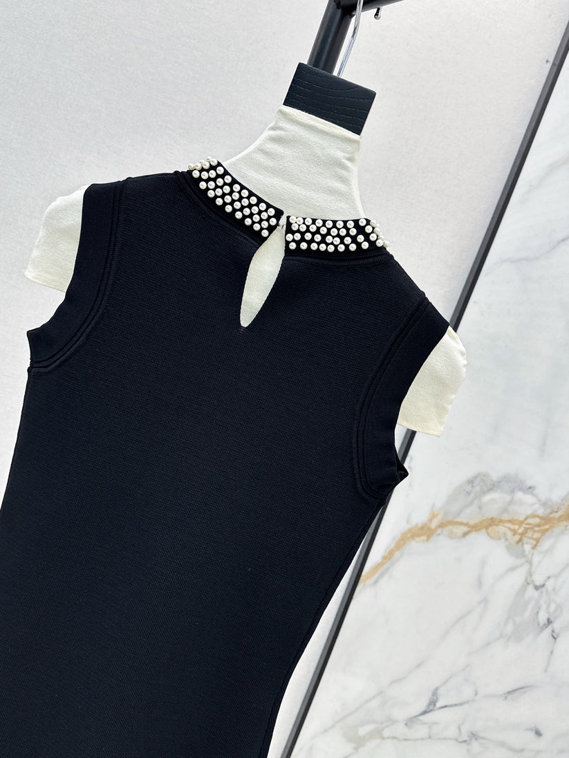 Pearl Neckline Black and White Contrast Dress