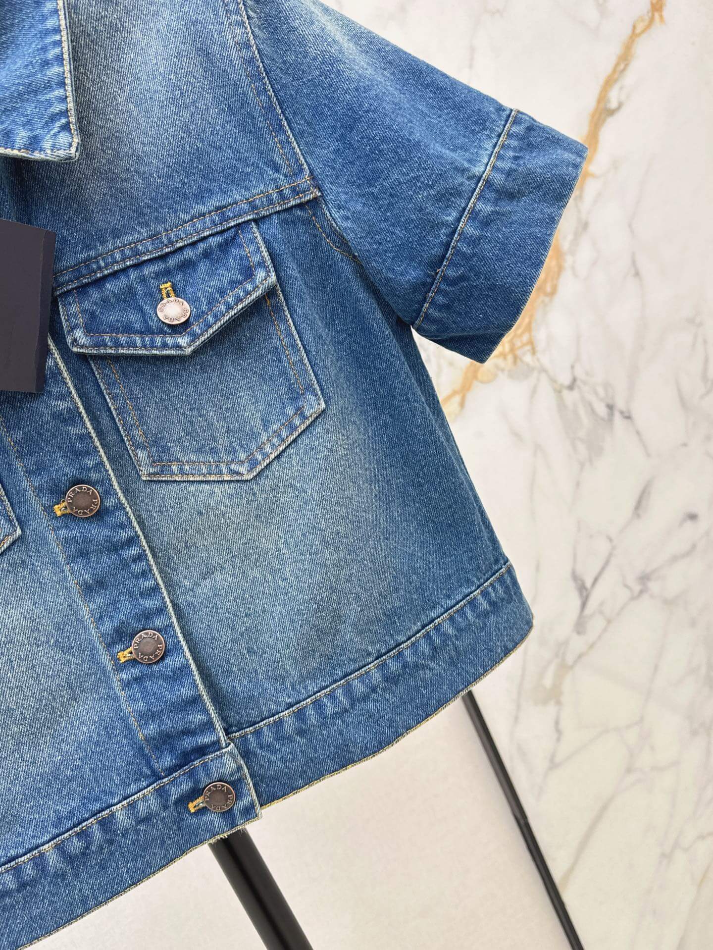 Classic Cropped Button-Front Denim Top