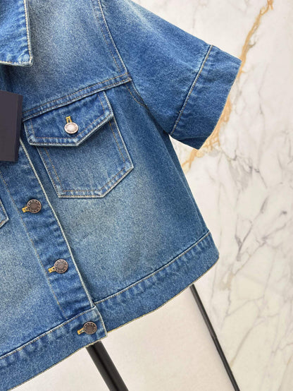 Classic Cropped Button-Front Denim Top