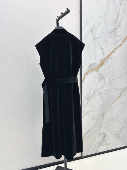 CD 25SS sleeveless dress