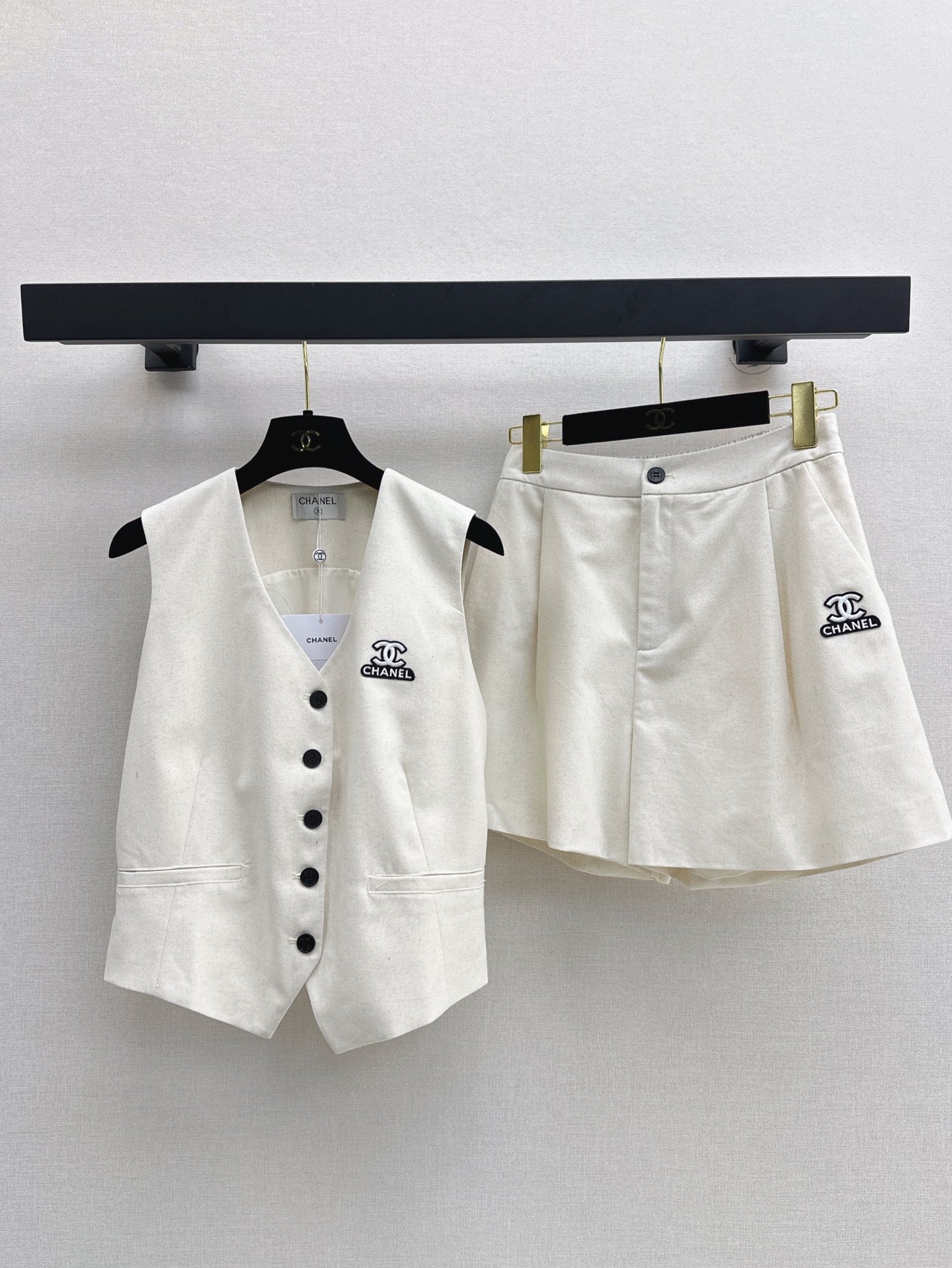 25ss vest short set