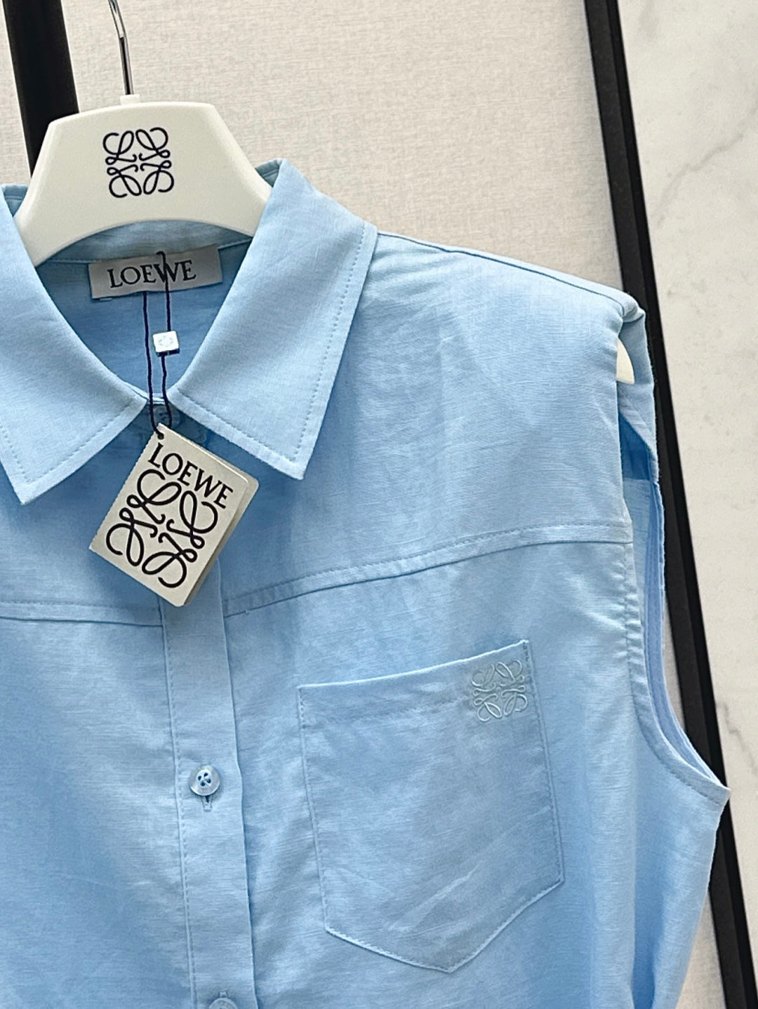 25ss sleeveless shirt