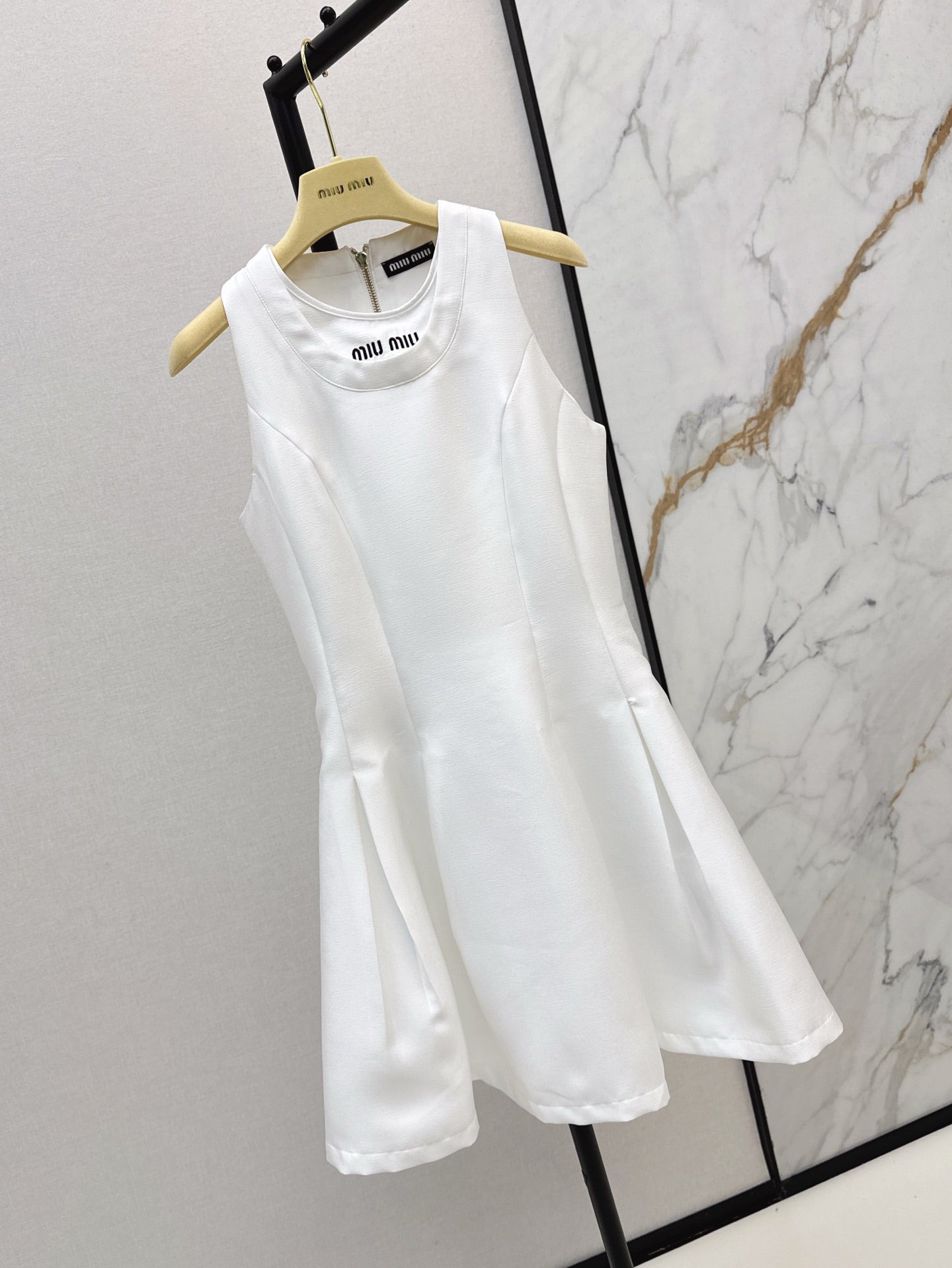 25ss sleeveless dress