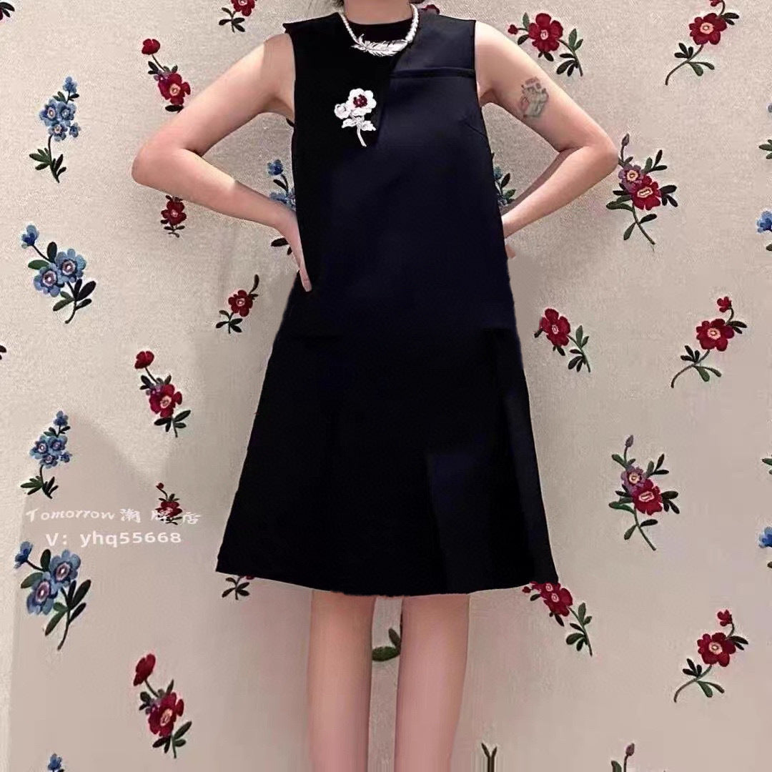 25SS sleeveless dress