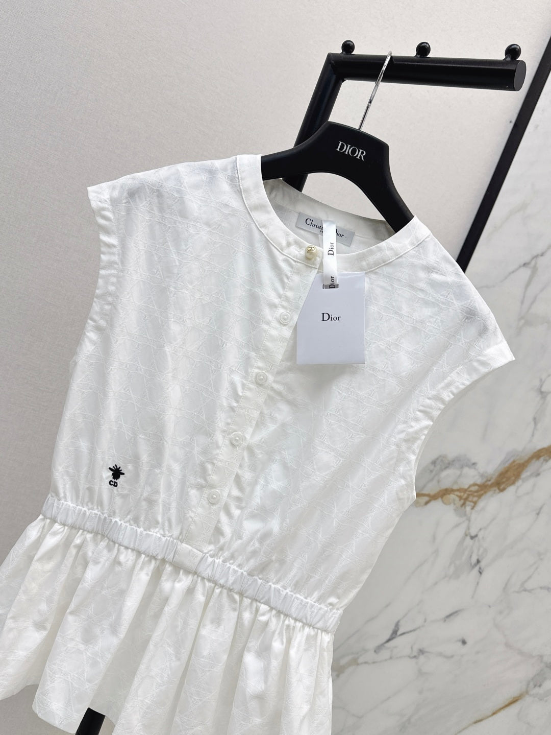 25ss sleeveless shirt