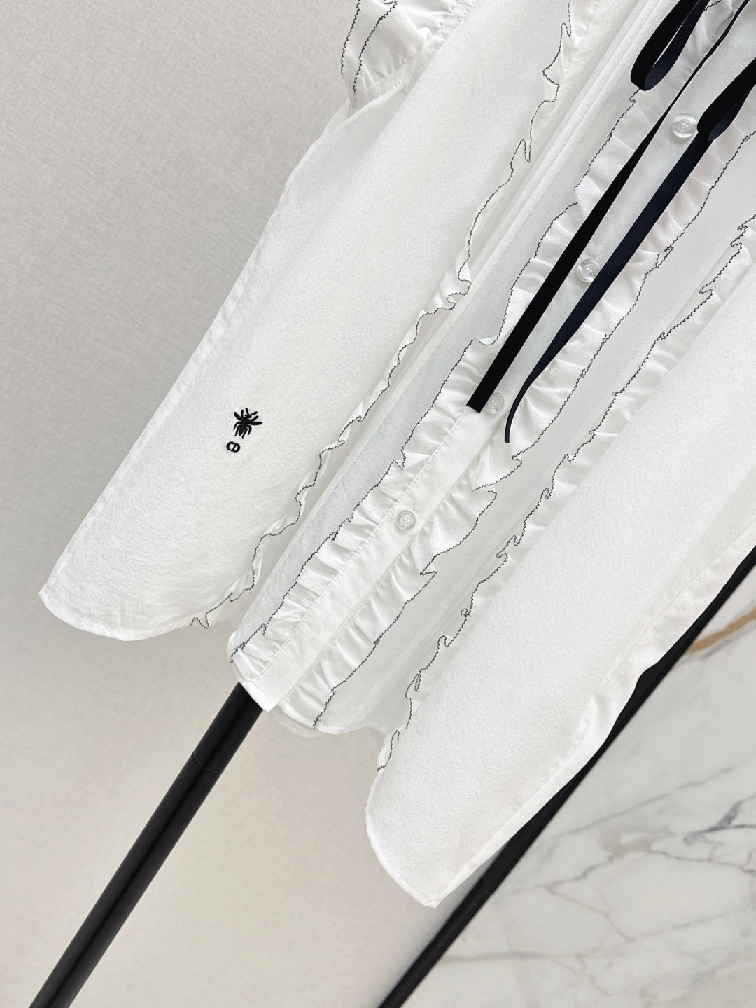 25SS silk sleeveless shirt