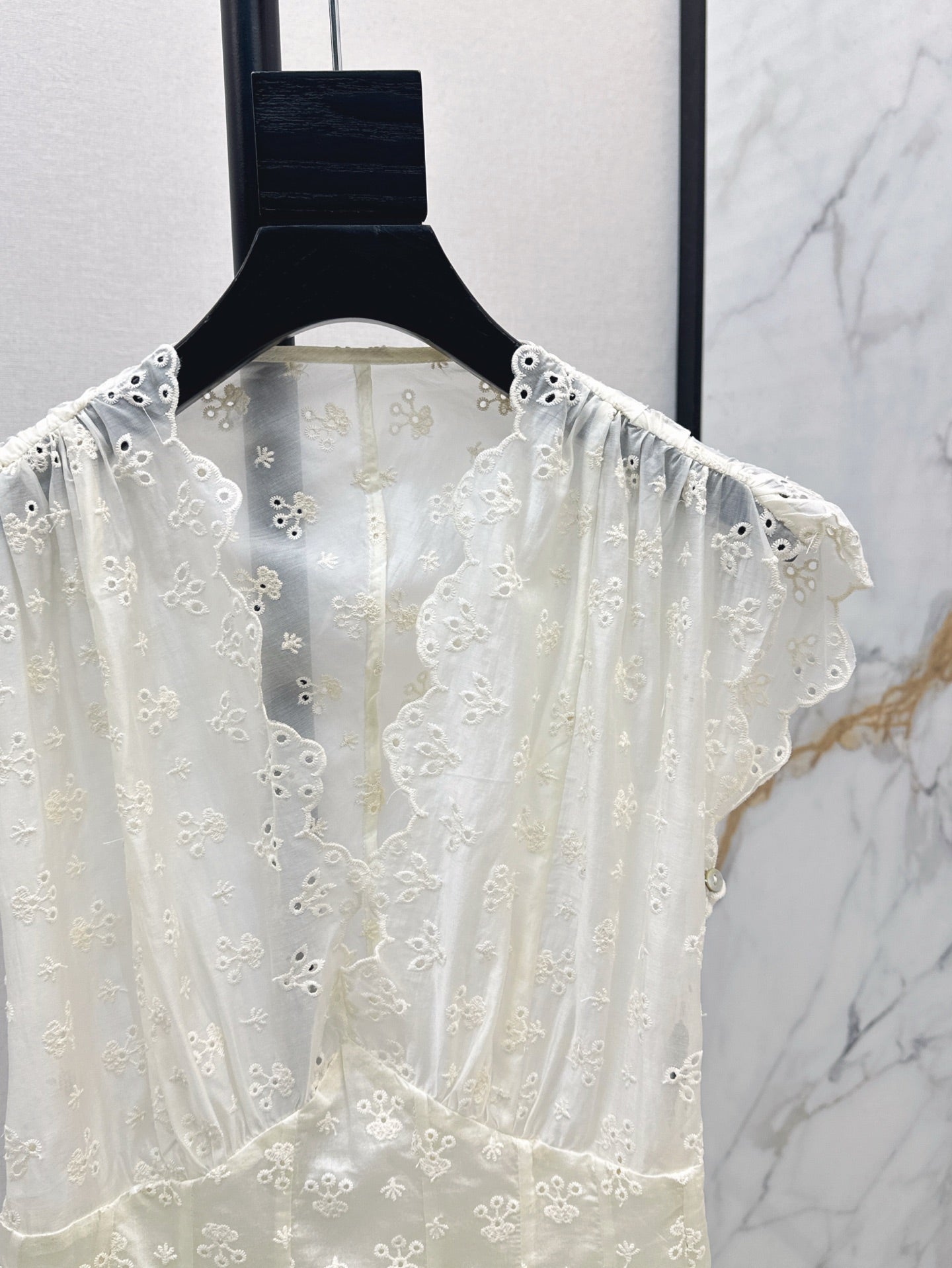 25ss embroidered top