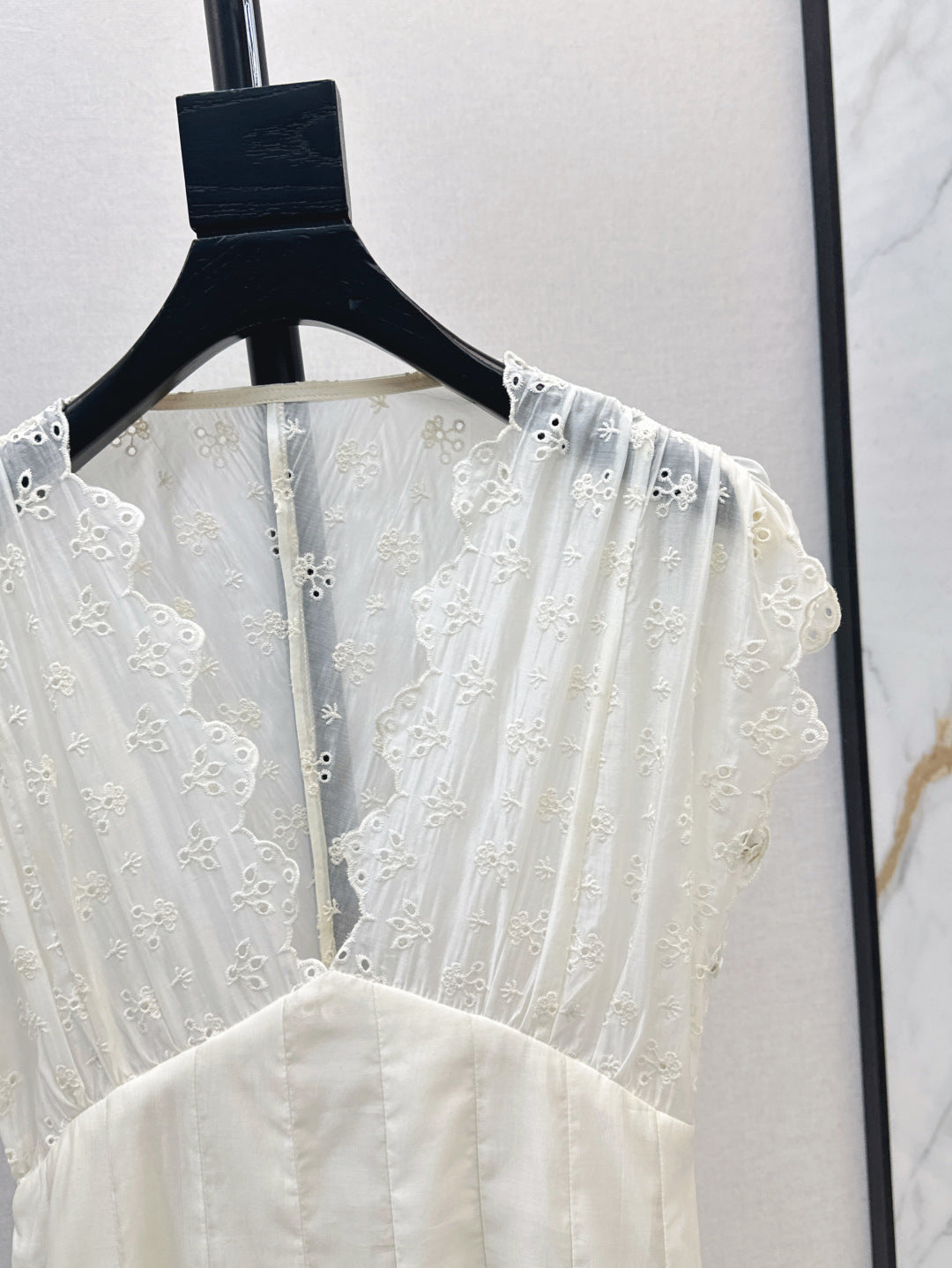 25SS embroidered dress