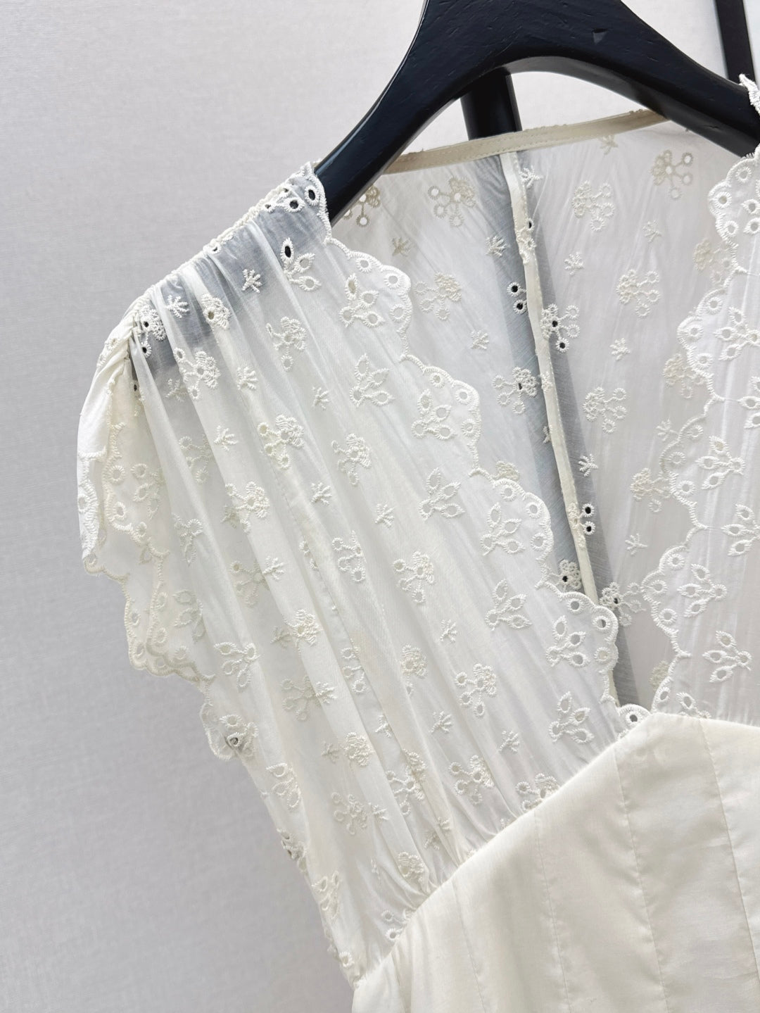 25SS embroidered dress