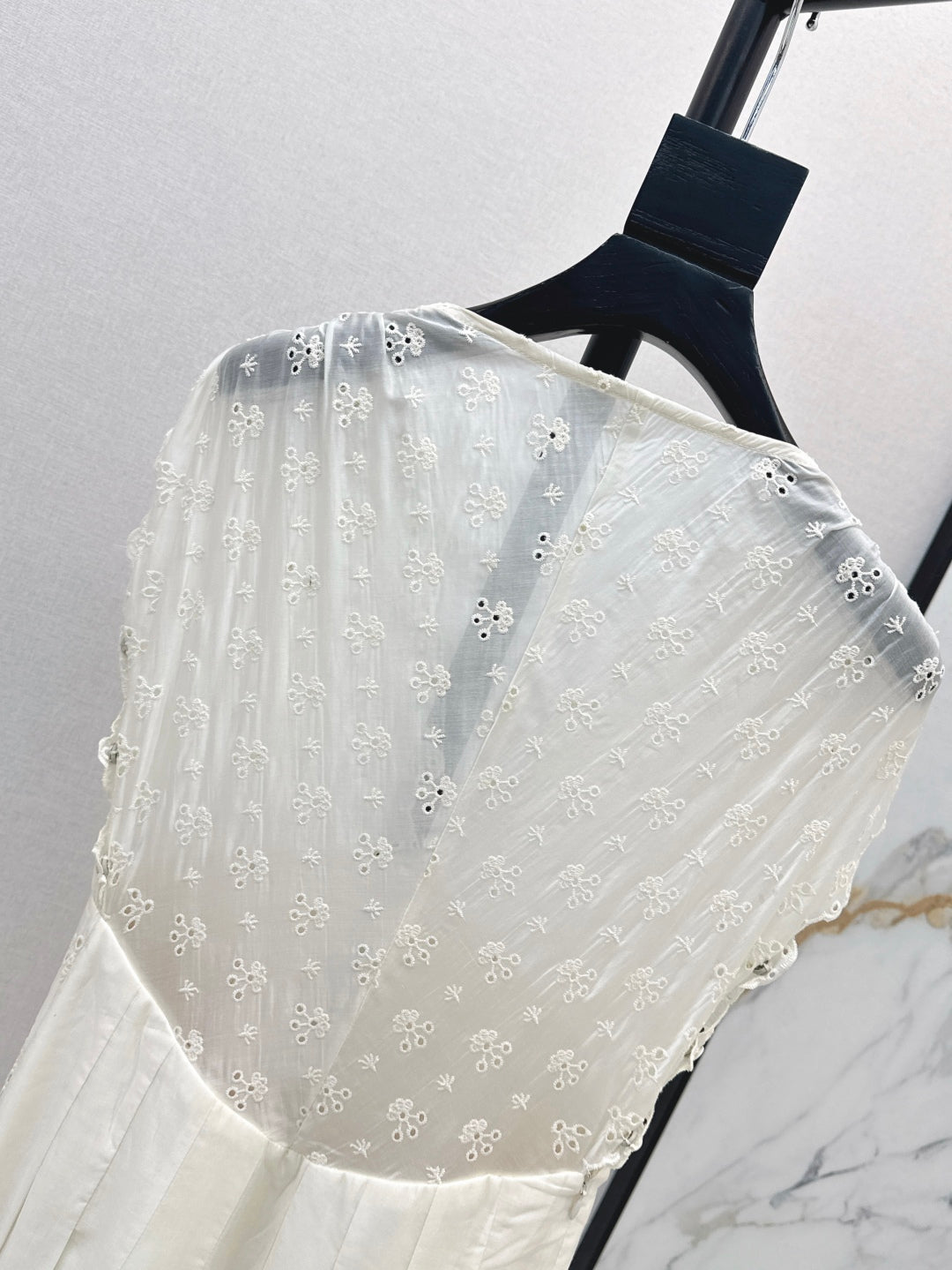 25SS embroidered dress