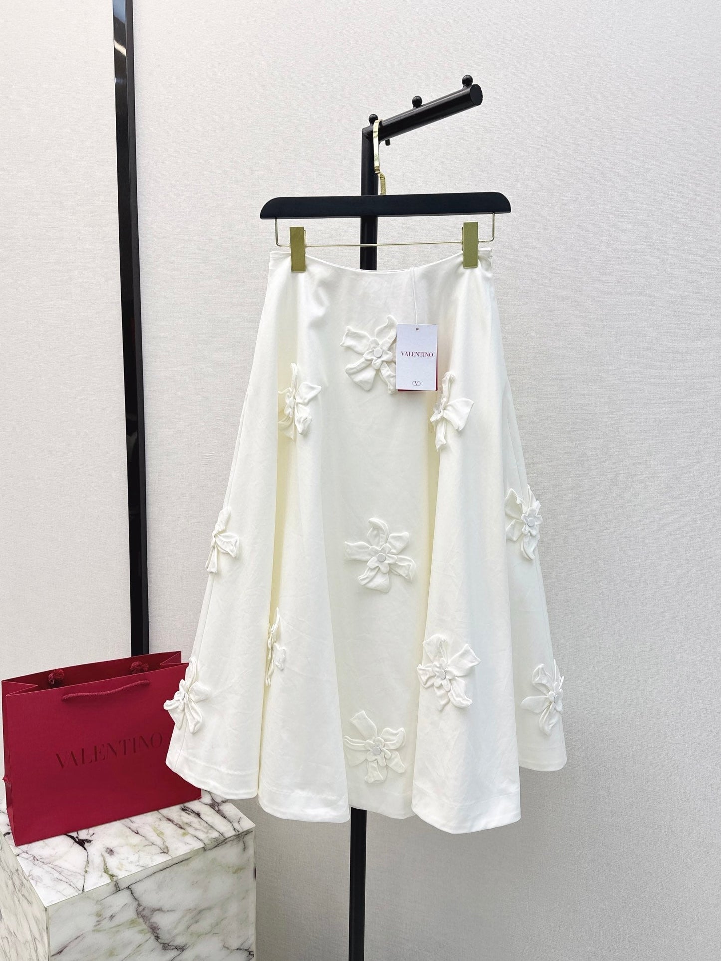 25ss embroidered skirt