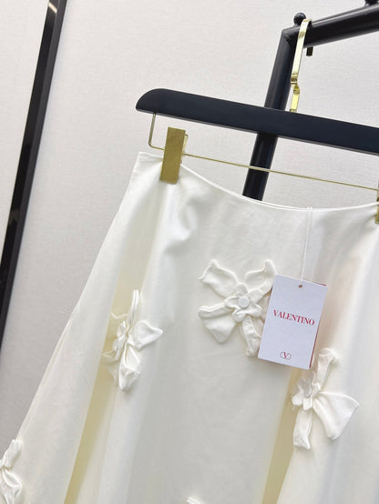 25ss embroidered skirt