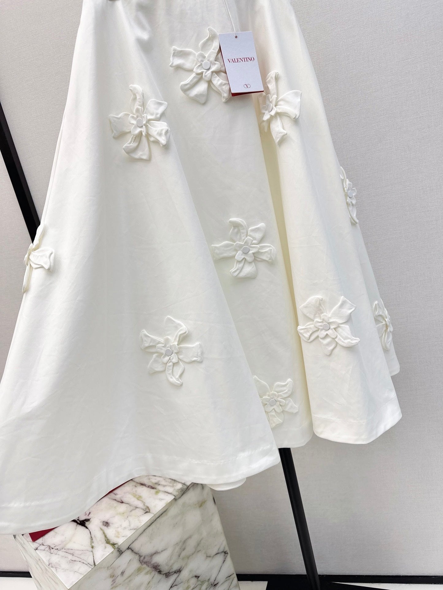 25ss embroidered skirt