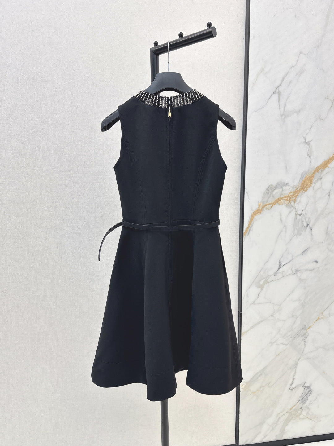 25SS sleeveless dress