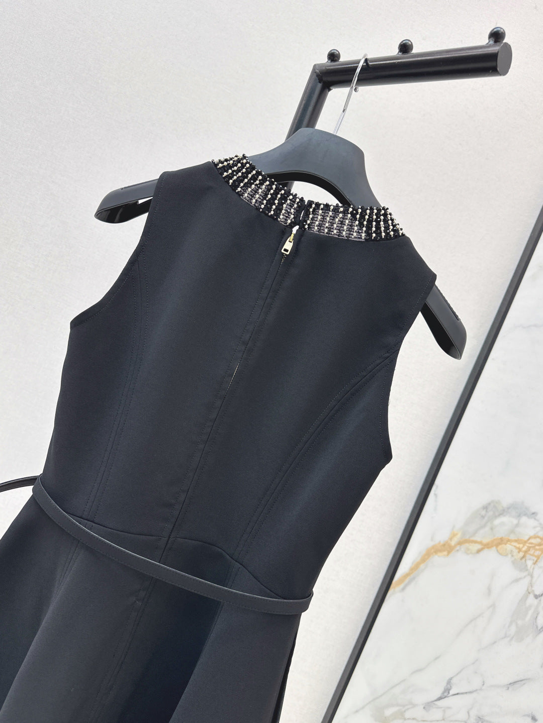 25SS sleeveless dress