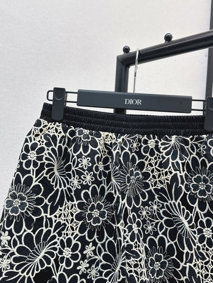 25ss embroidered skirt