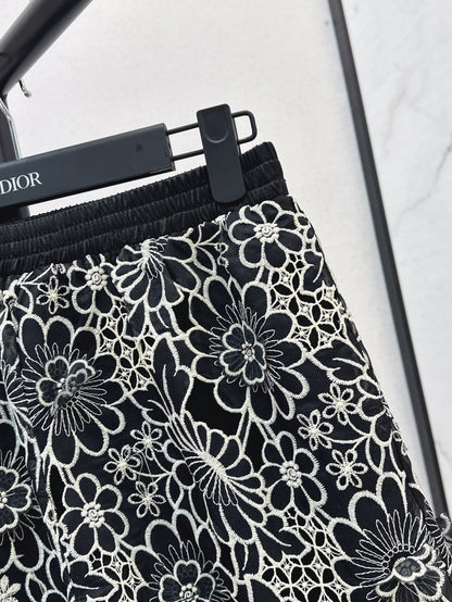 25ss embroidered skirt