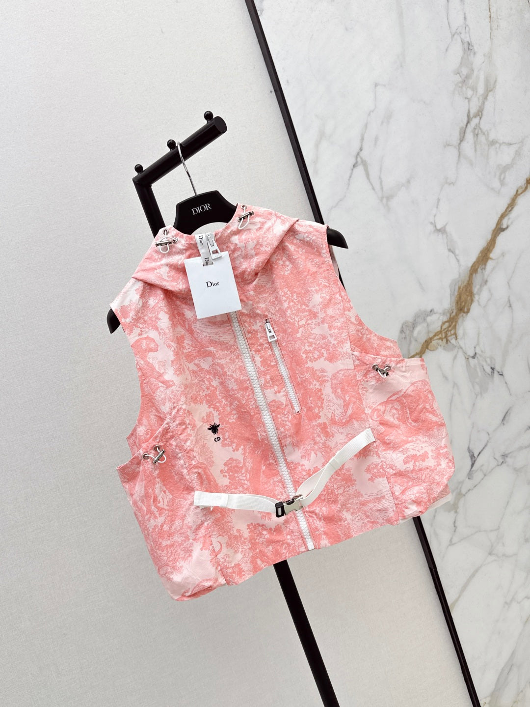 25SS sleeveless jacket