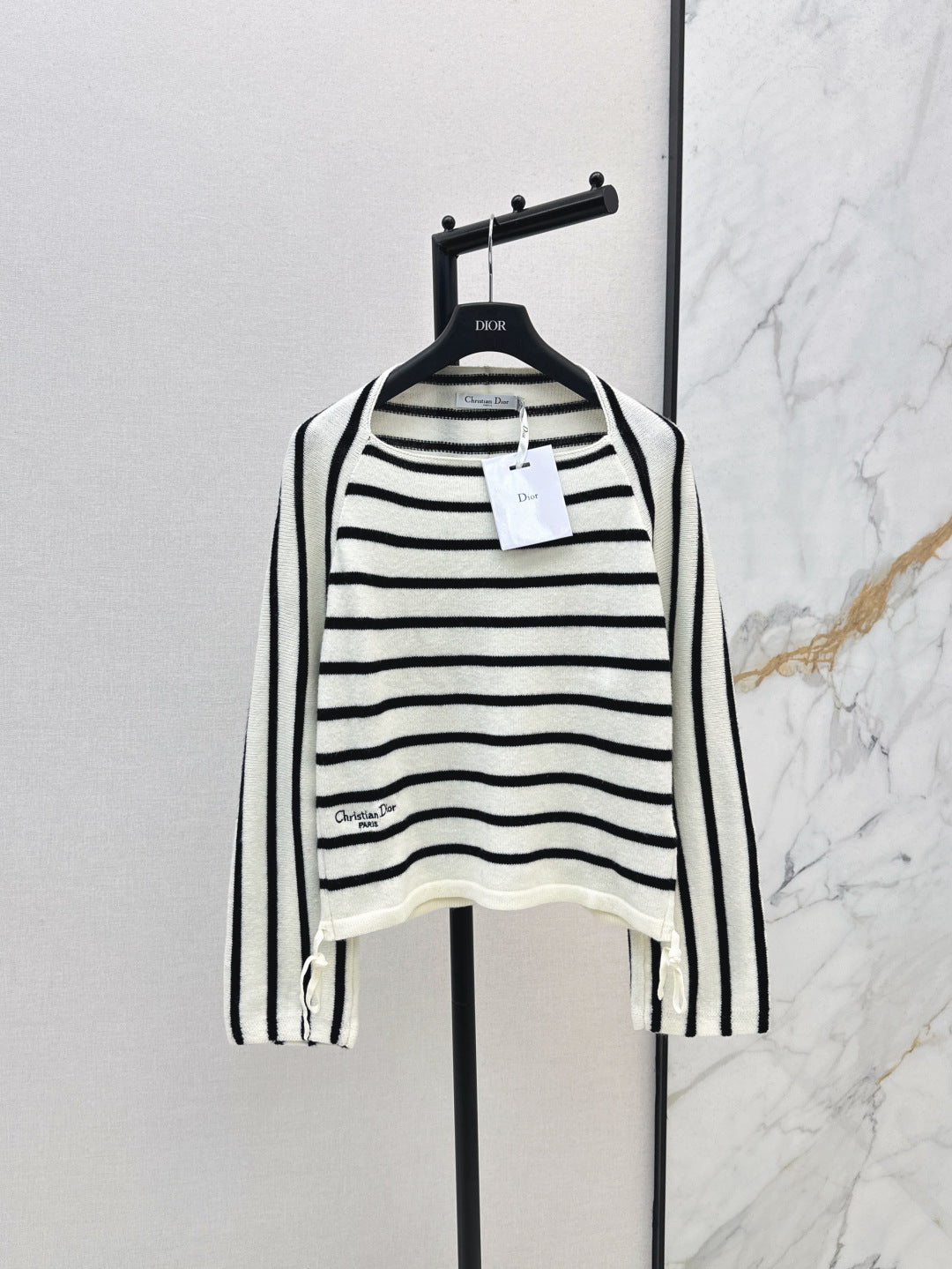 25ss miss D sweater