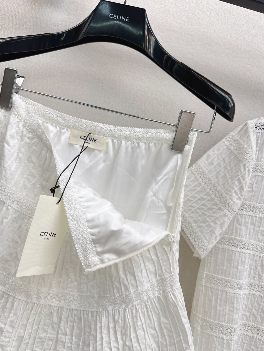 25ss embroidered skirt