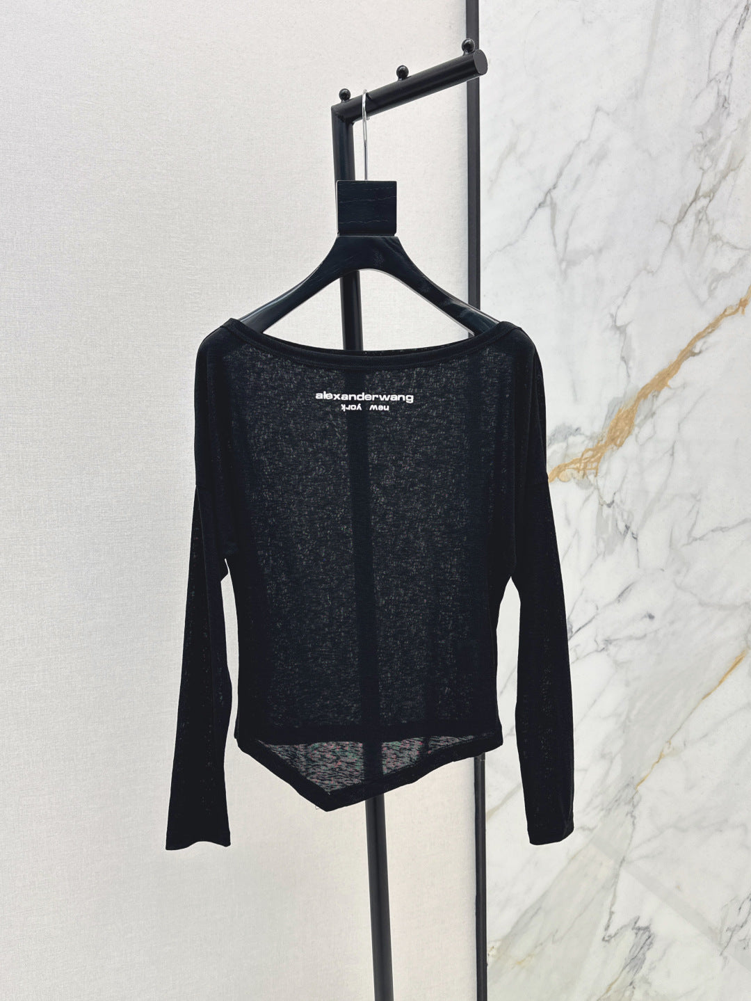 25ss off-shoulder shirt