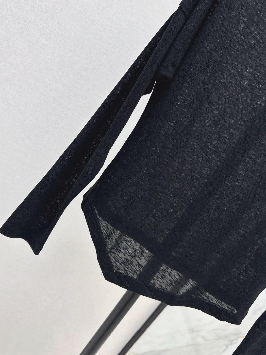 25ss off-shoulder shirt