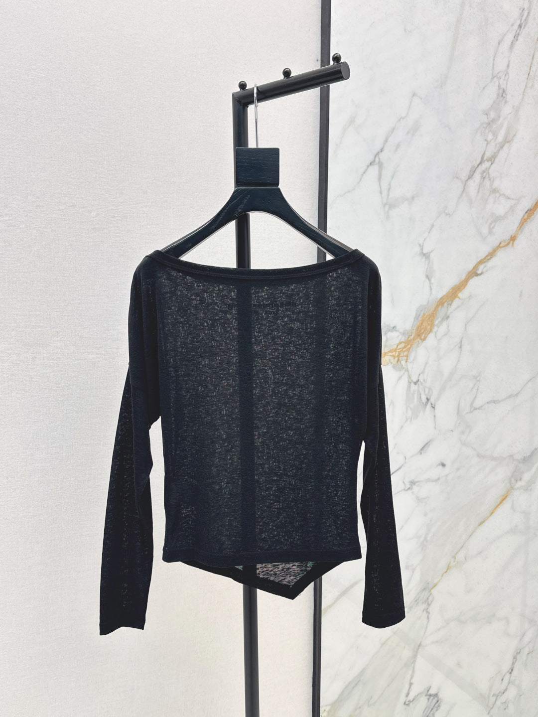 25ss off-shoulder shirt