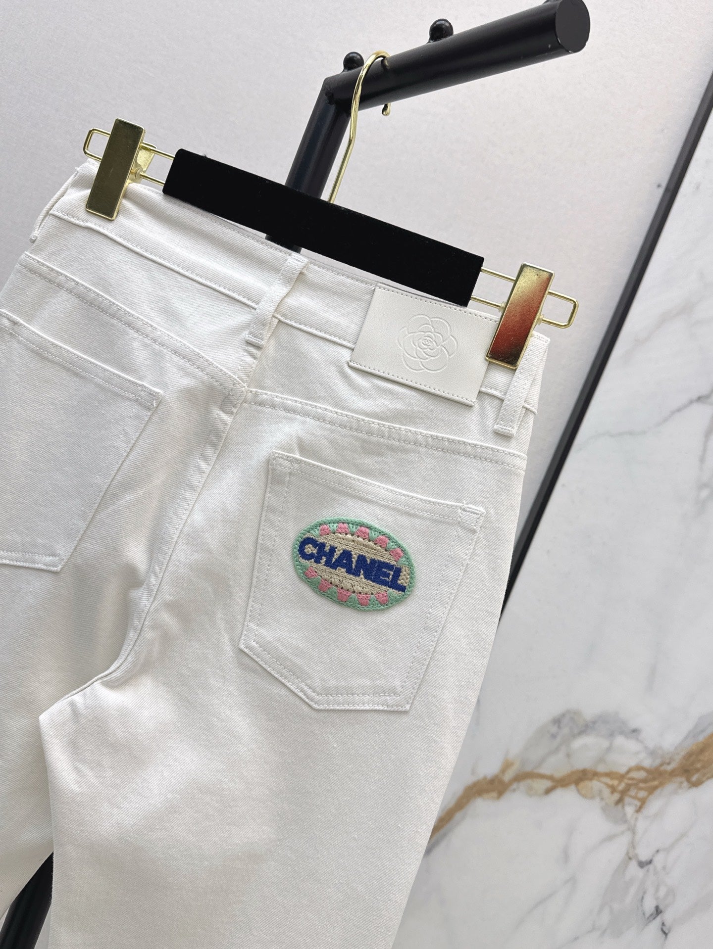 25ss embroidered jeans