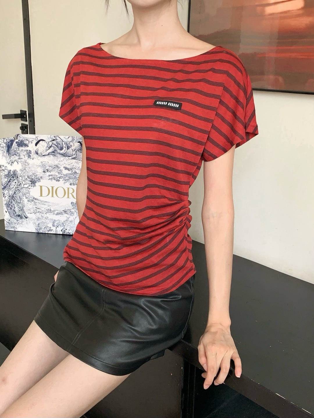 25ss off-shoulder t-shirt