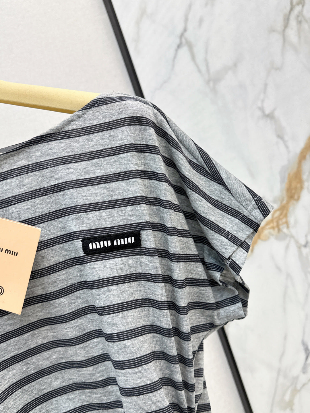 25ss off-shoulder t-shirt