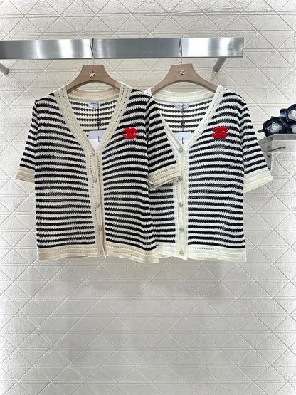 ♥2025 new product Knitted short-sleeved cardigan