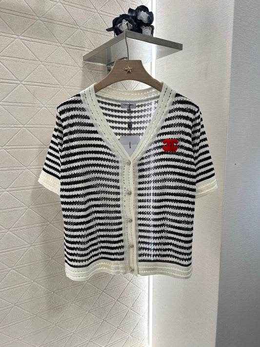 ♥2025 new product Knitted short-sleeved cardigan