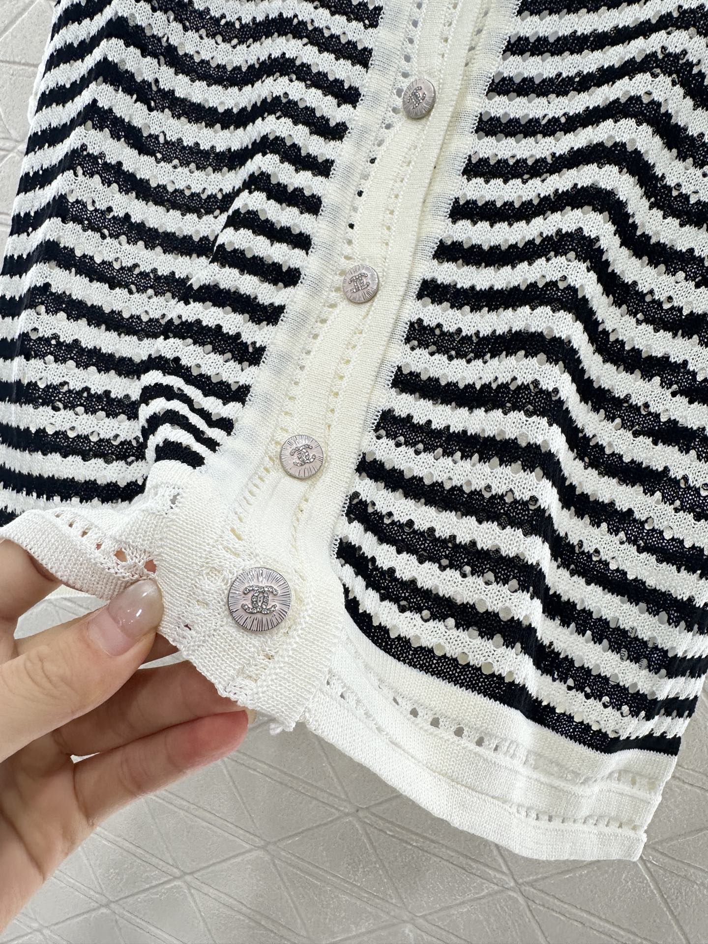 ♥2025 new product Knitted short-sleeved cardigan