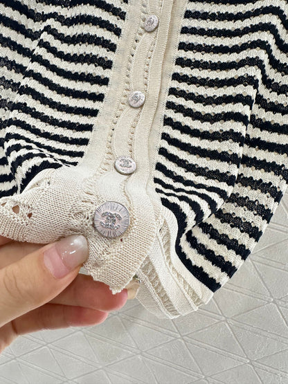 ♥2025 new product Knitted short-sleeved cardigan