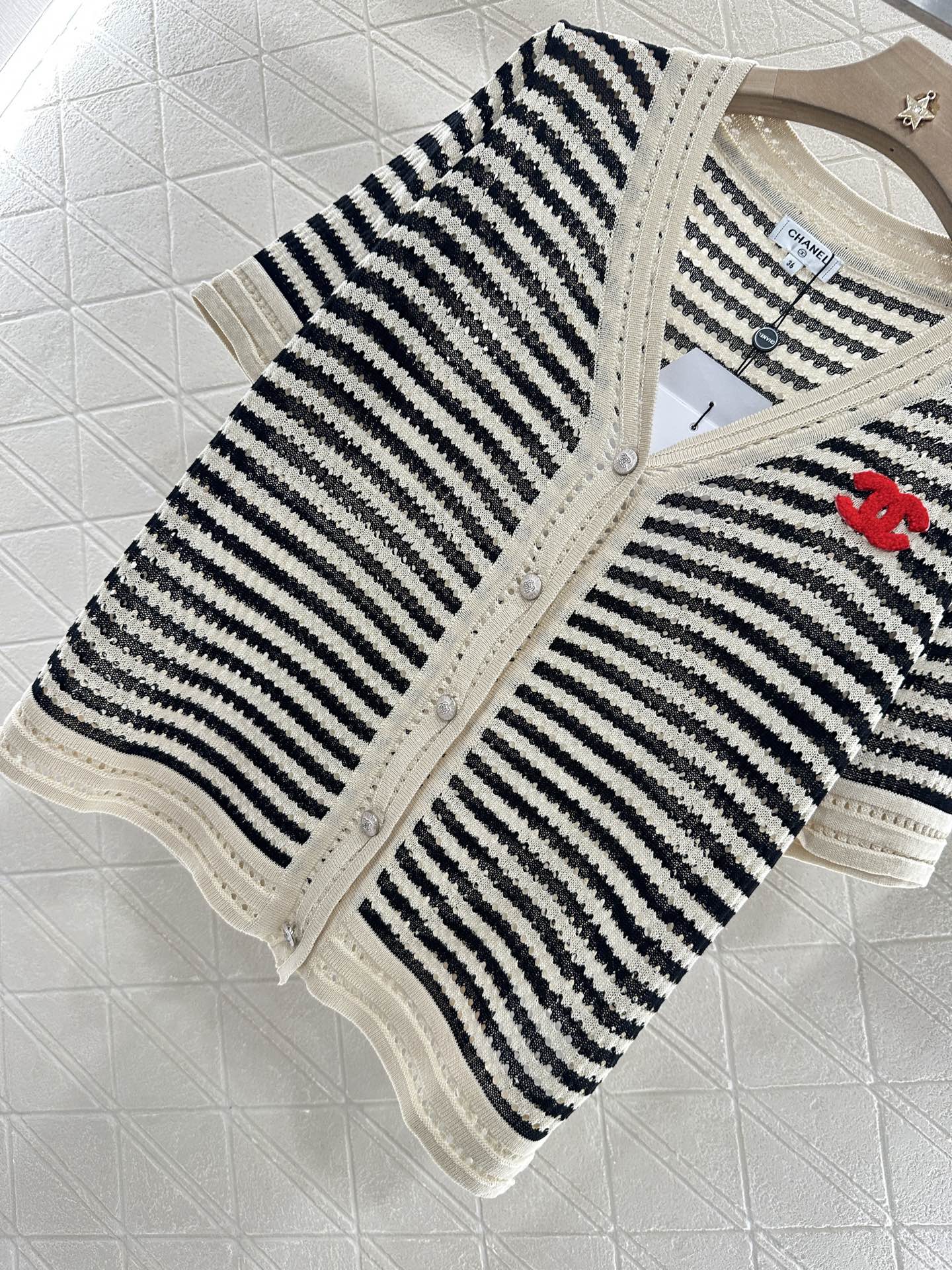 ♥2025 new product Knitted short-sleeved cardigan