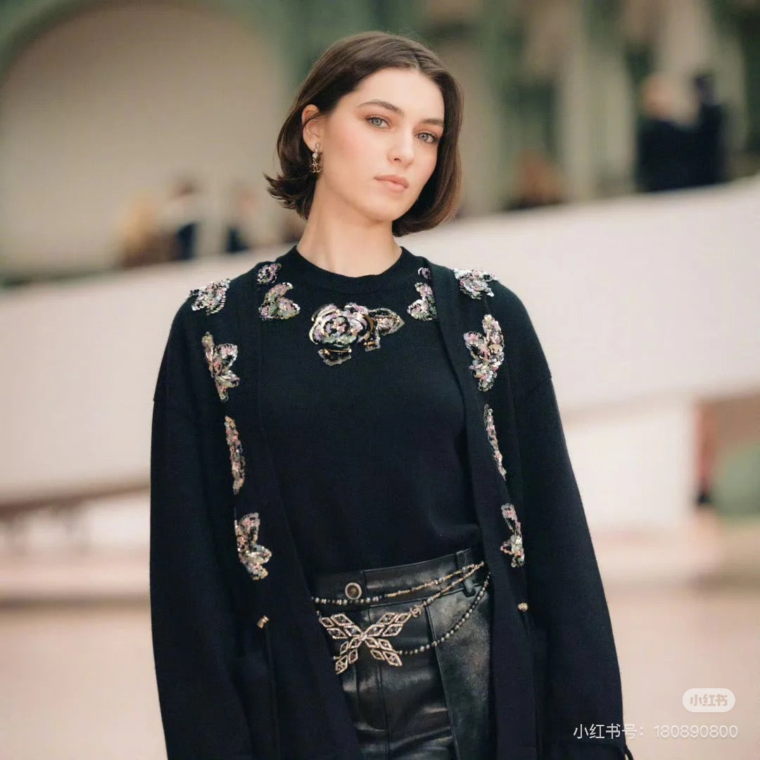 ♥2025 new product Beaded knitted cardigan