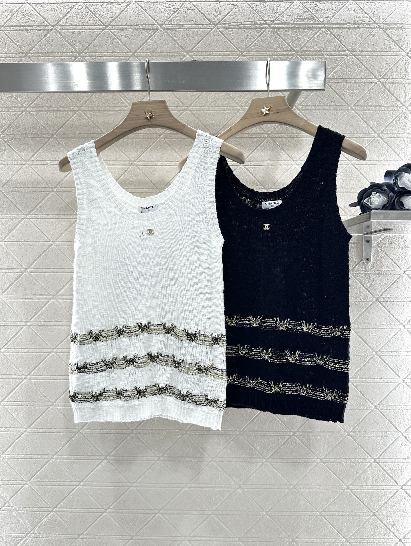 ♥2025 new product Embroidered knitted vest