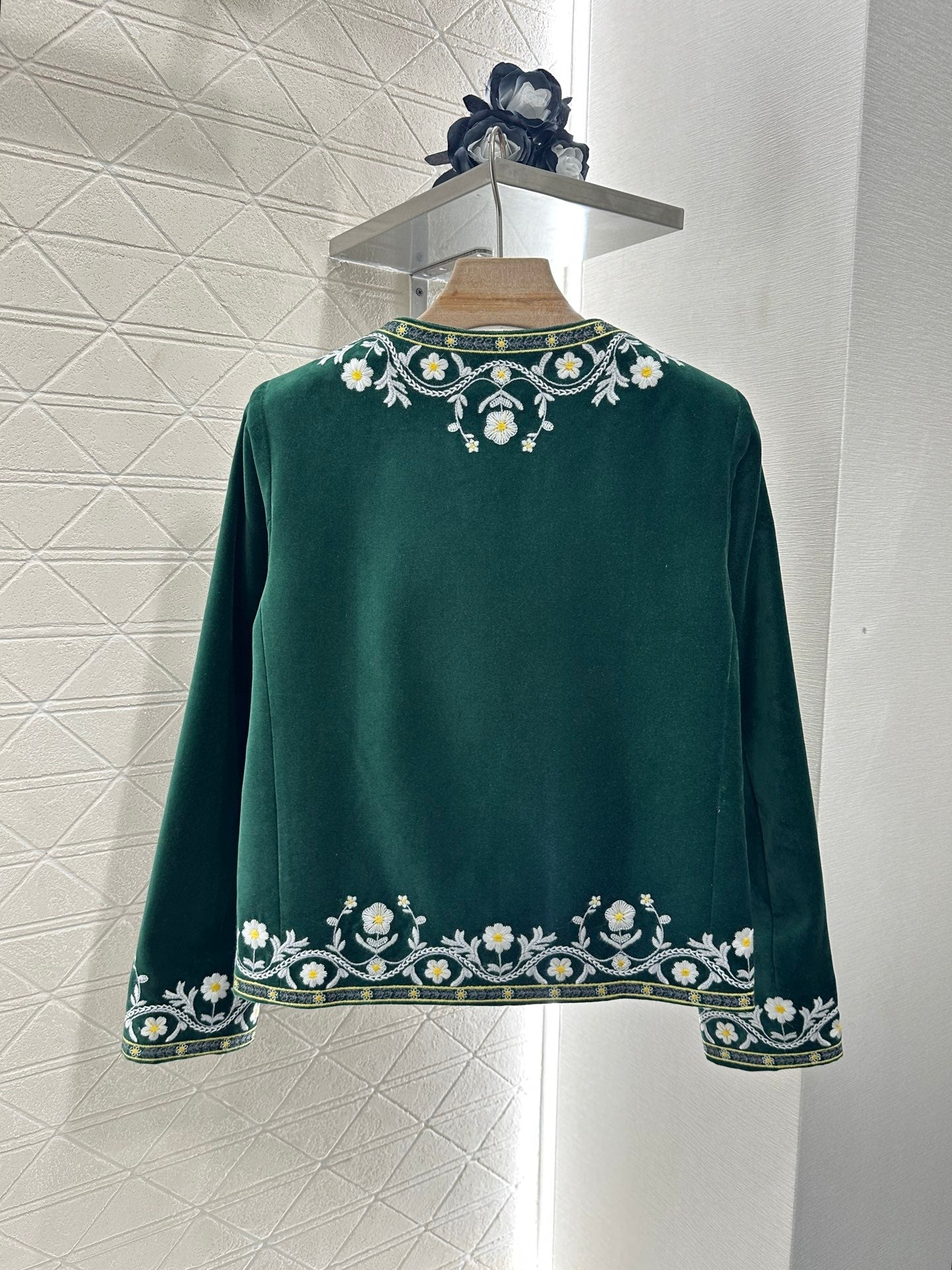 2025 new product Velvet embroidered jacket