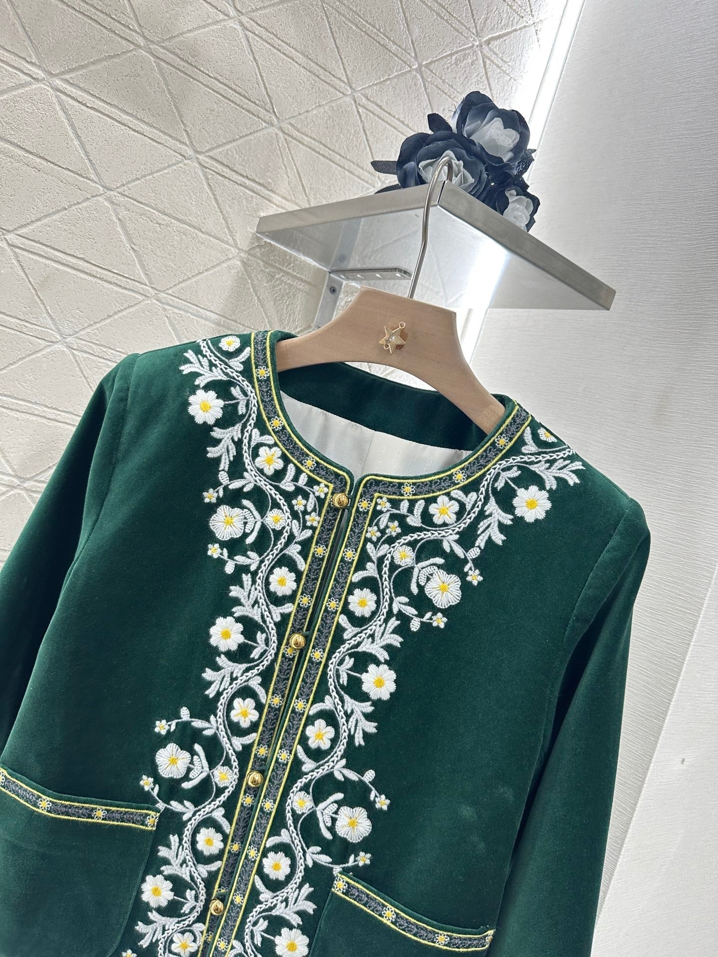 2025 new product Velvet embroidered jacket